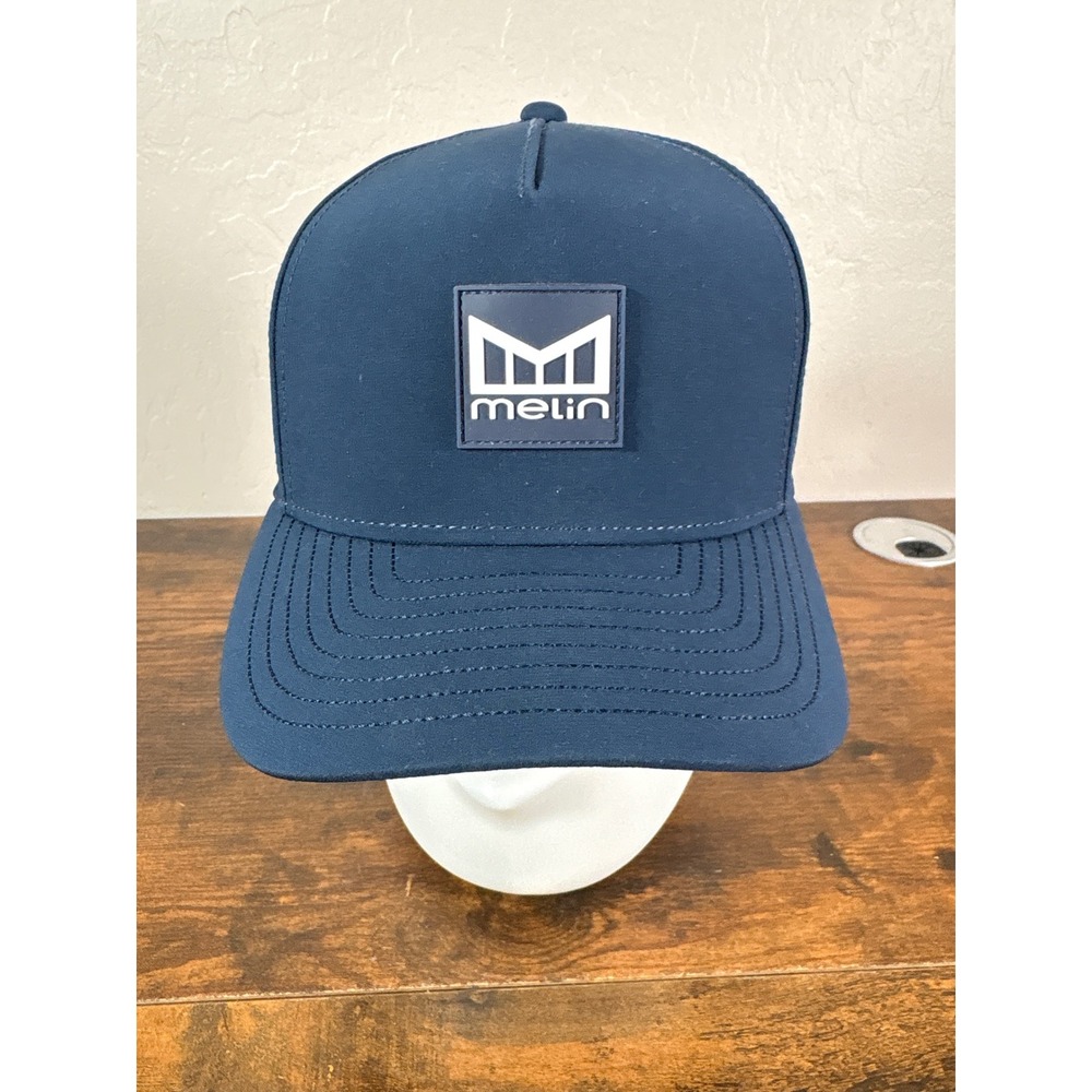 Melin Odyssey Hydro Navy Blue Snapback Hat Classic Size L Performance Trucker